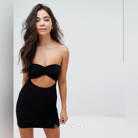 ASOS Crinkle stretch material (like Hunza G) beach cover 🖤 cut out - Picture 1 of 3